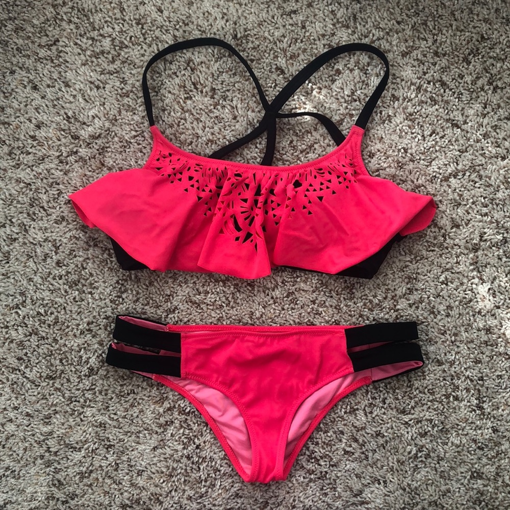 NWOT- Victoria’s Secret PINK Bikini